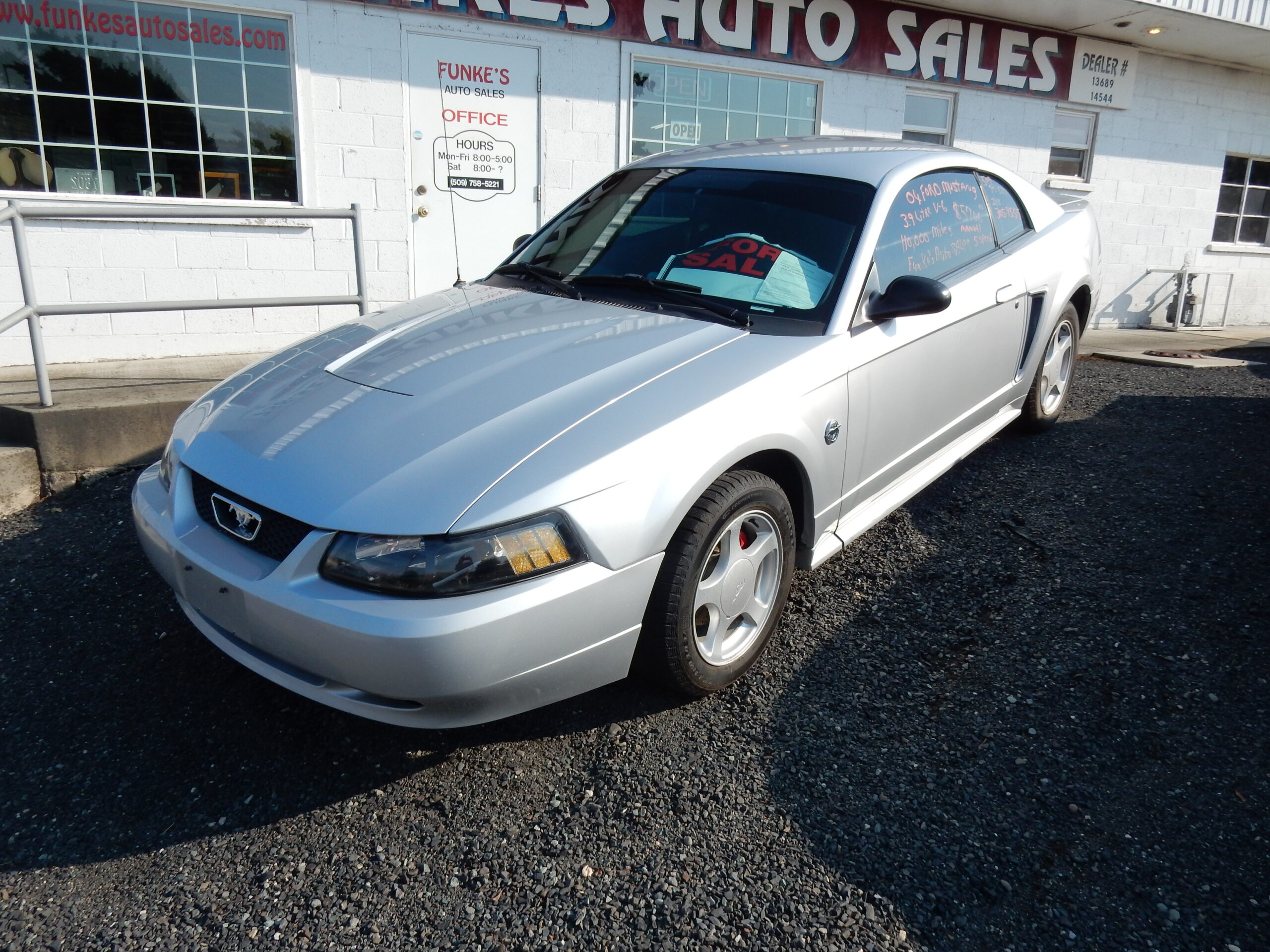 2004 Ford Mustang